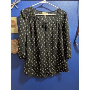 5/25 Princess Vera Wang Peasant Top